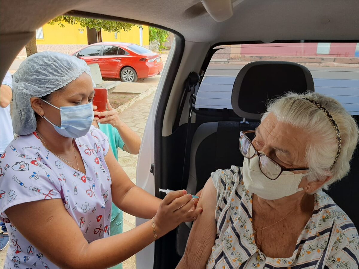 Secretaria Municipal de Saúde de Sucupira do Riachão inicia a Vacinação contra a Covid-19 dos Idosos a partir de 90 anos