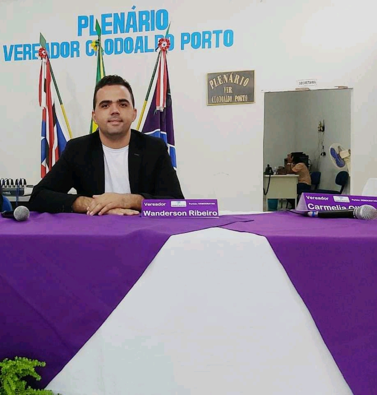Vereador Derson Ribeiro (DEM) faz Indicação na qual solicita a perfuração de três poços para atender algumas localidades da Zona Rural de Sucupira do Riachão